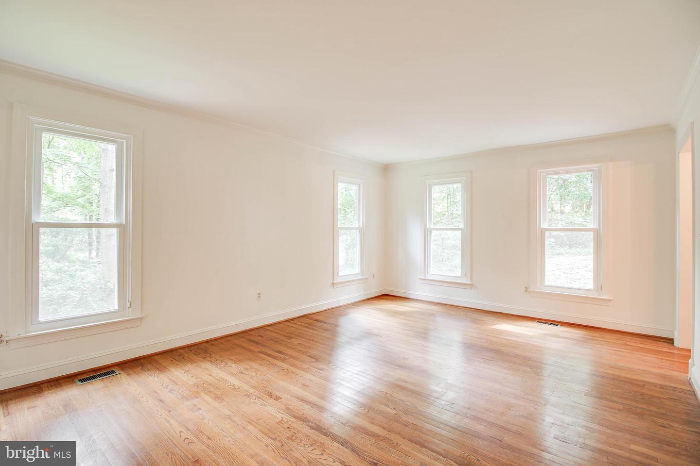 Dayton, Maryland, 21036, United States, 5 Bedrooms Bedrooms, ,3 BathroomsBathrooms,Residential,For Sale,1906763