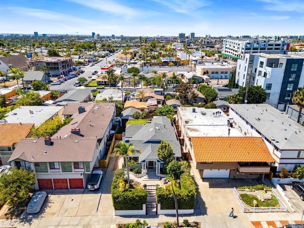San Diego, California, 92104, United States, 3 Bedrooms Bedrooms, ,2 BathroomsBathrooms,Residential,For Sale,1950741