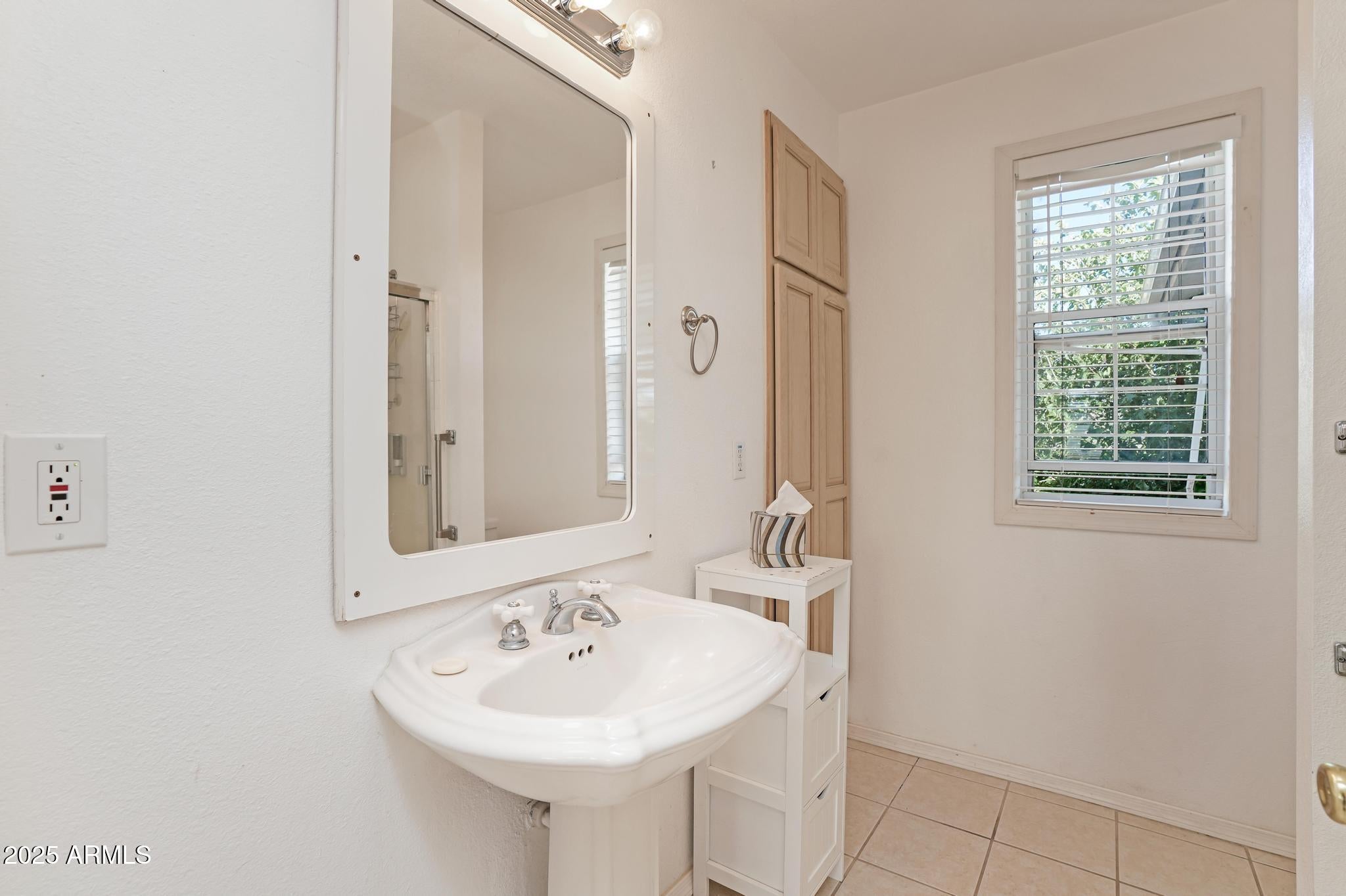 Camp Verde, Arizona, 86322, United States, 4 Bedrooms Bedrooms, ,3 BathroomsBathrooms,Residential,For Sale,1993597