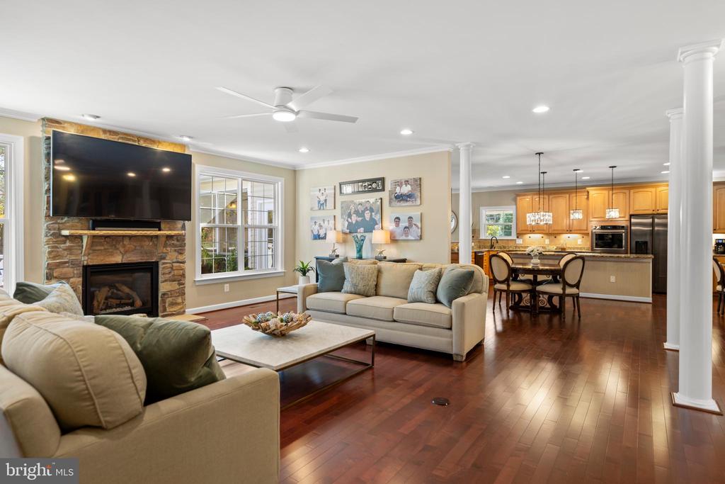 Broadlands, Virginia, 20148, United States, 5 Bedrooms Bedrooms, ,5 BathroomsBathrooms,Residential,For Sale,1977540