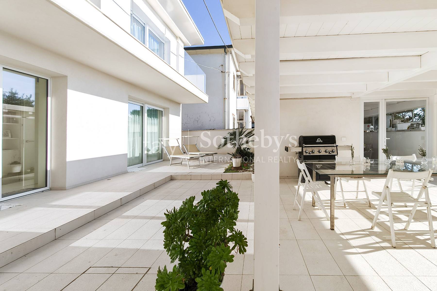  Rare Contemporary Seafront Residence in Le Marche - 物件實景