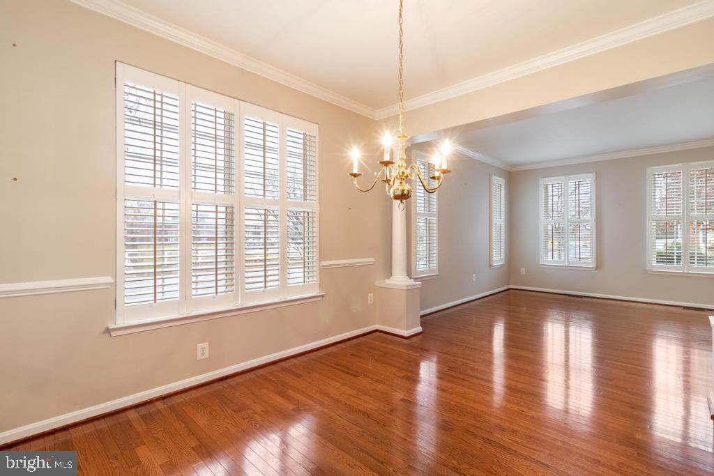 Waldorf, Maryland, 20602, United States, 4 Bedrooms Bedrooms, ,4 BathroomsBathrooms,Residential,For Sale,2001200