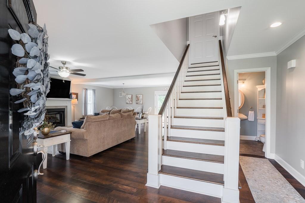 CHATSWORTH, Georgia, 30705, United States, 3 Bedrooms Bedrooms, ,3 BathroomsBathrooms,Residential,For Sale,1903929