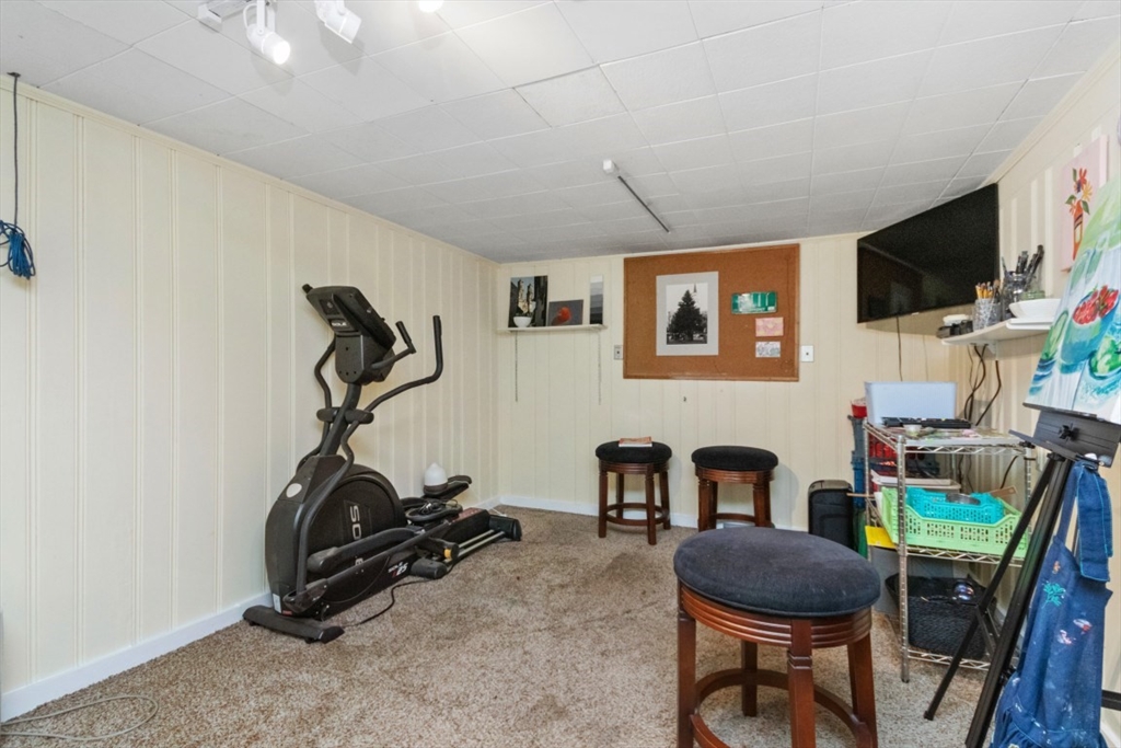 Westwood, Massachusetts, 02090, United States, 3 Bedrooms Bedrooms, ,2 BathroomsBathrooms,Residential,For Sale,1902303
