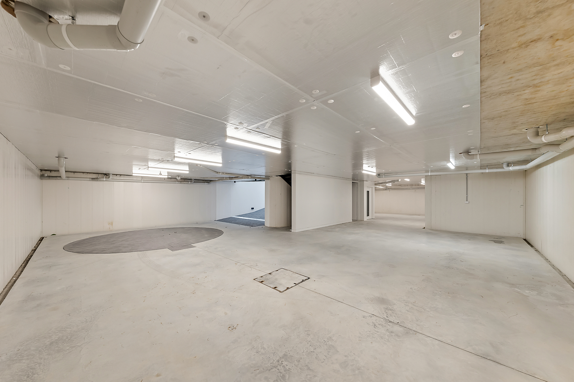  Lifestyle at the forefront in this sleek architectural residence - 物件實景