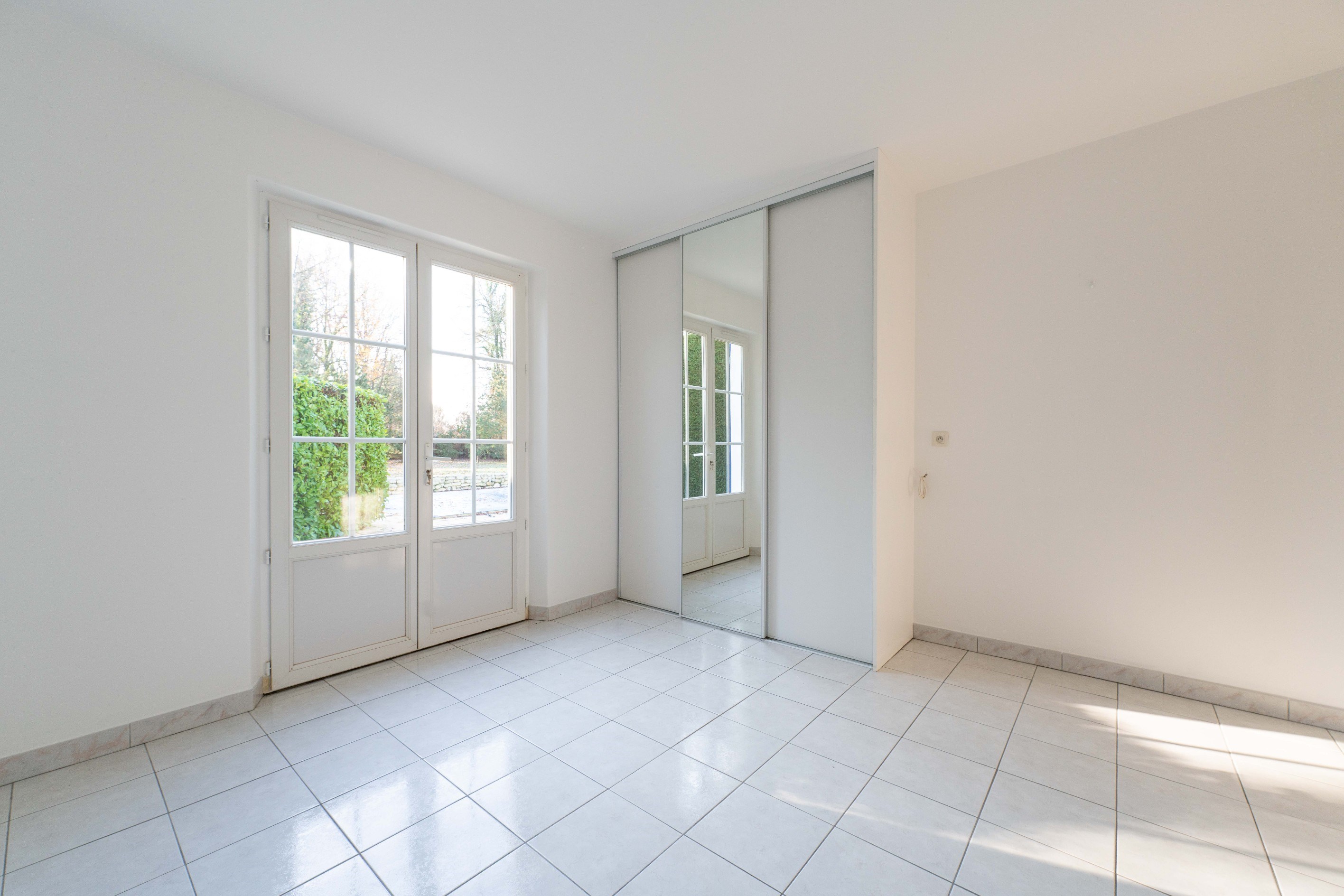  RECENT VILLA WITH SWIMMING POOL CLOSE TO BREUILLET TOWN CENTRE - 物件實景