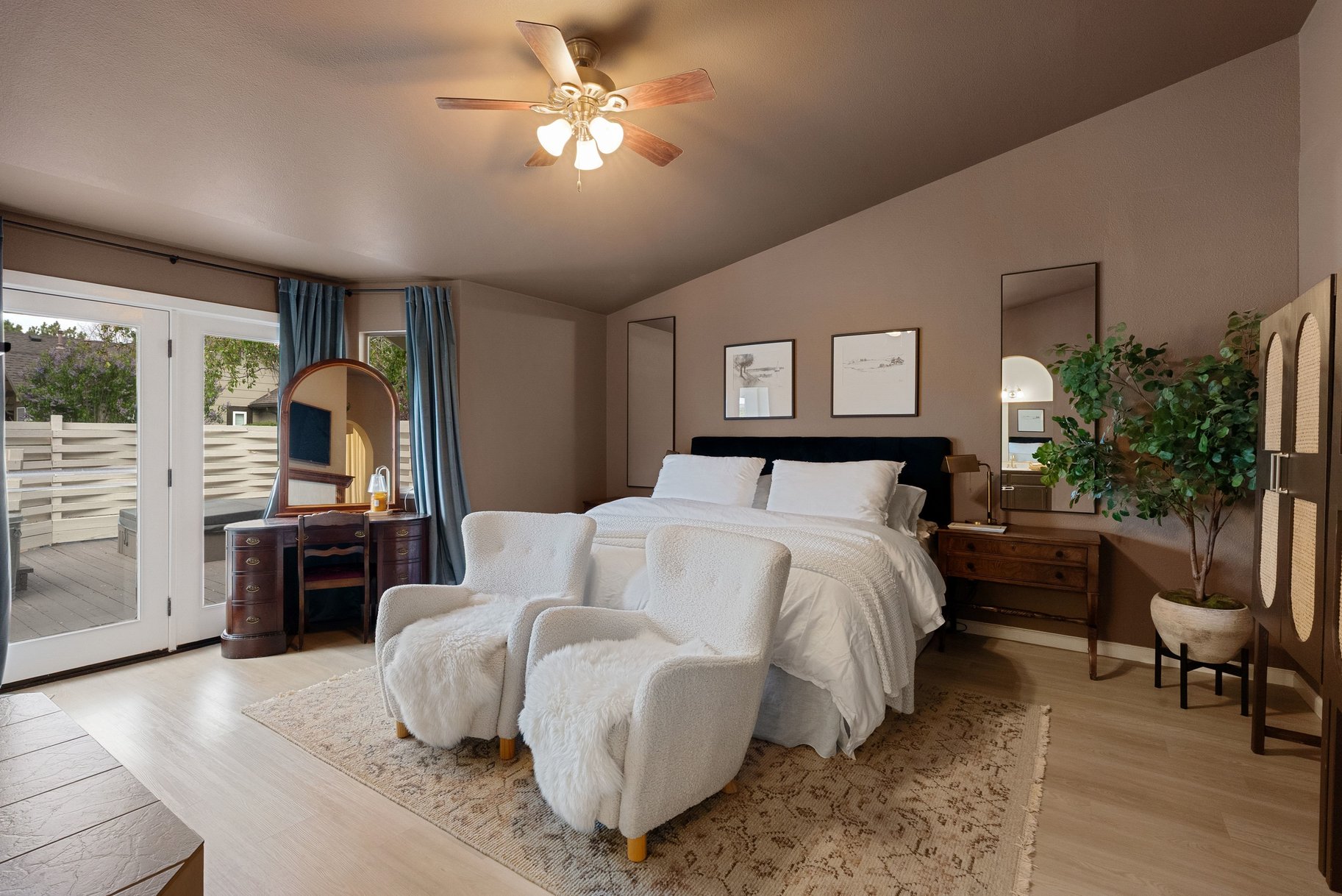  Windhaven Home with Designer Kitchen and Extensive Upgrades - 物件實景