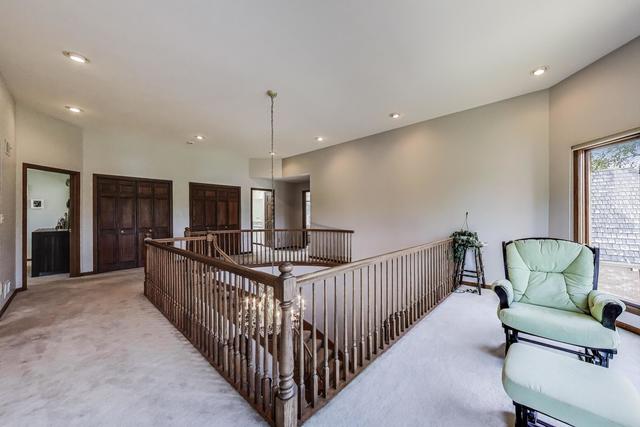 Barrington, Illinois, 60010, United States, 5 Bedrooms Bedrooms, ,6 BathroomsBathrooms,Residential,For Sale,2048661