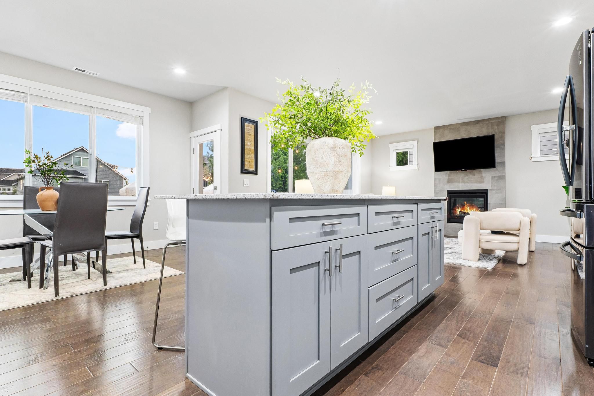  423 205th St SW, Lynnwood, WA 98036 - 物件實景