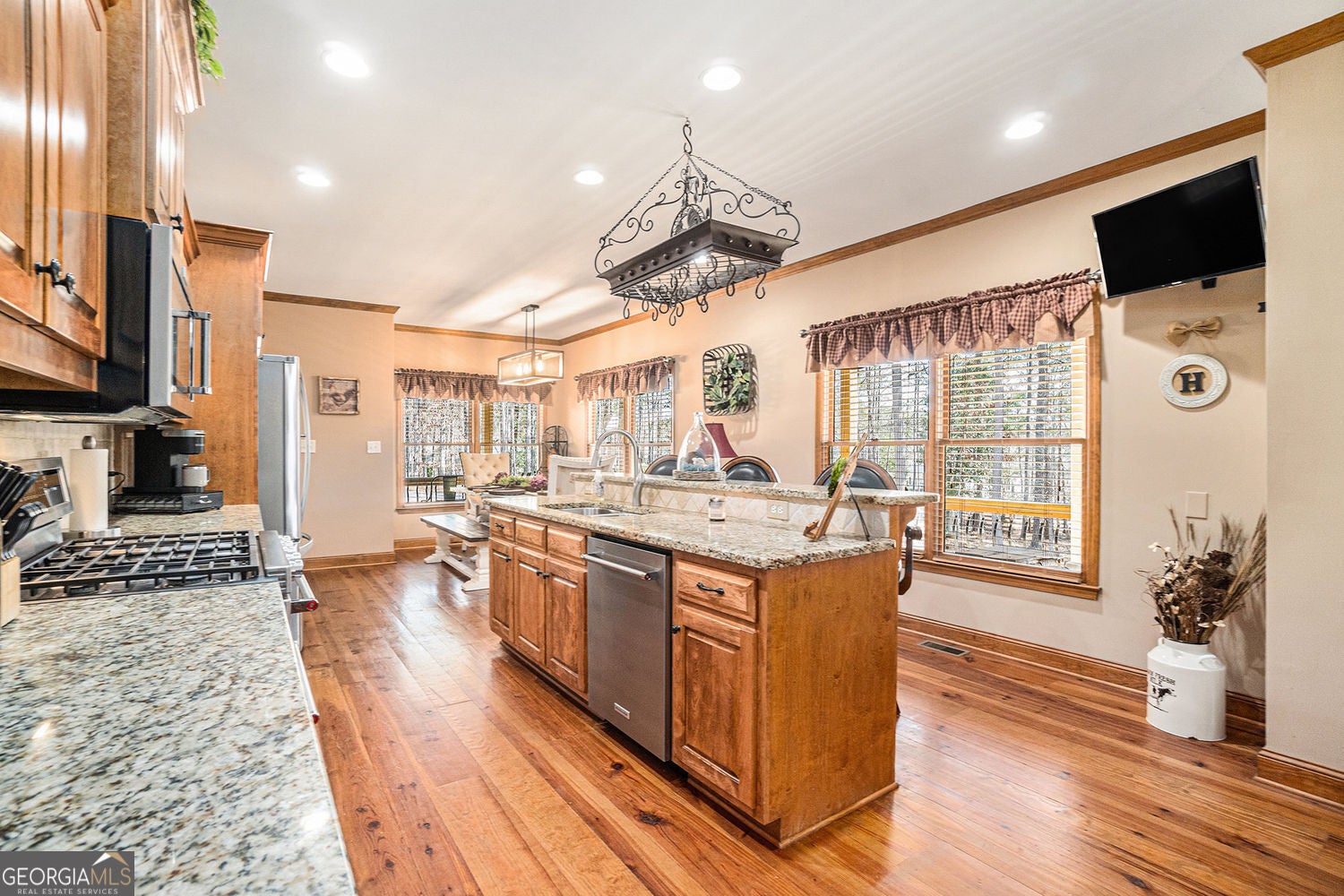 Jackson, Georgia, 30233, United States, 4 Bedrooms Bedrooms, ,4 BathroomsBathrooms,Residential,For Sale,1858944