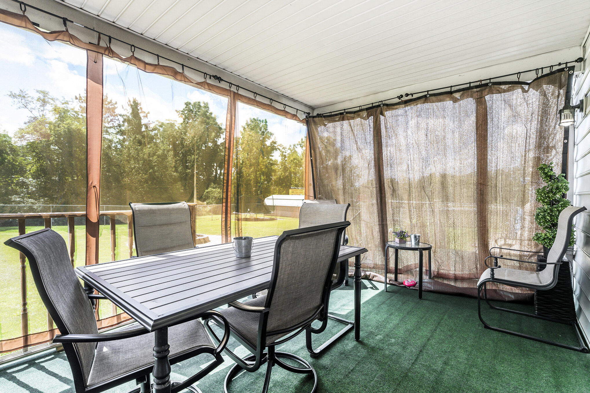 Chesterton, Indiana, 46304, United States, 5 Bedrooms Bedrooms, ,2 BathroomsBathrooms,Residential,For Sale,1973934