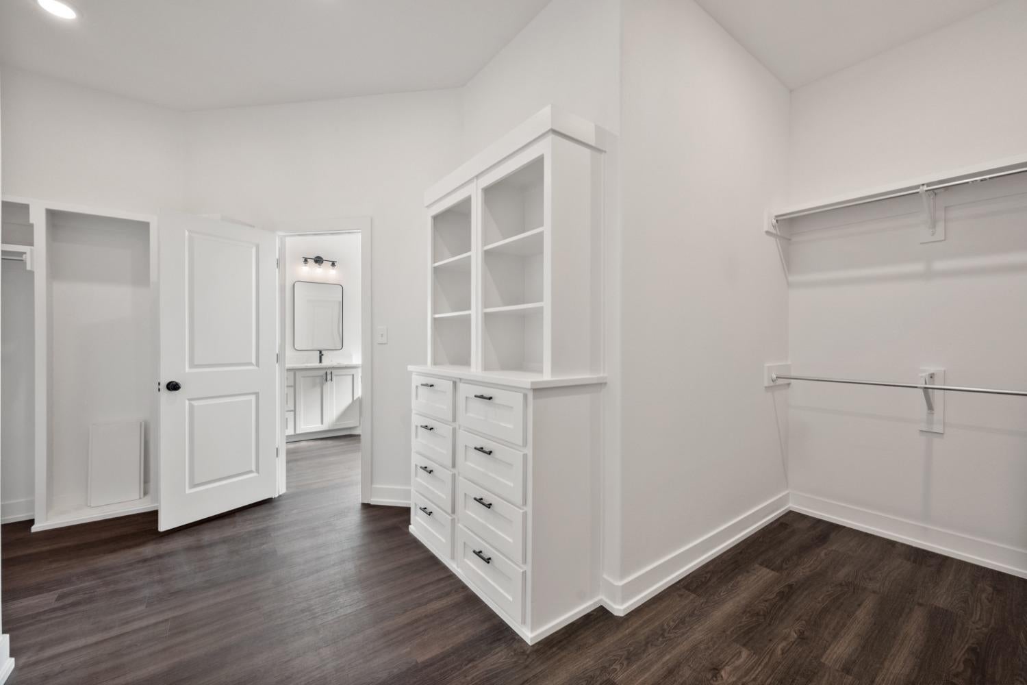 Lubbock, Texas, 79424, United States, 4 Bedrooms Bedrooms, ,3 BathroomsBathrooms,Residential,For Sale,1923966