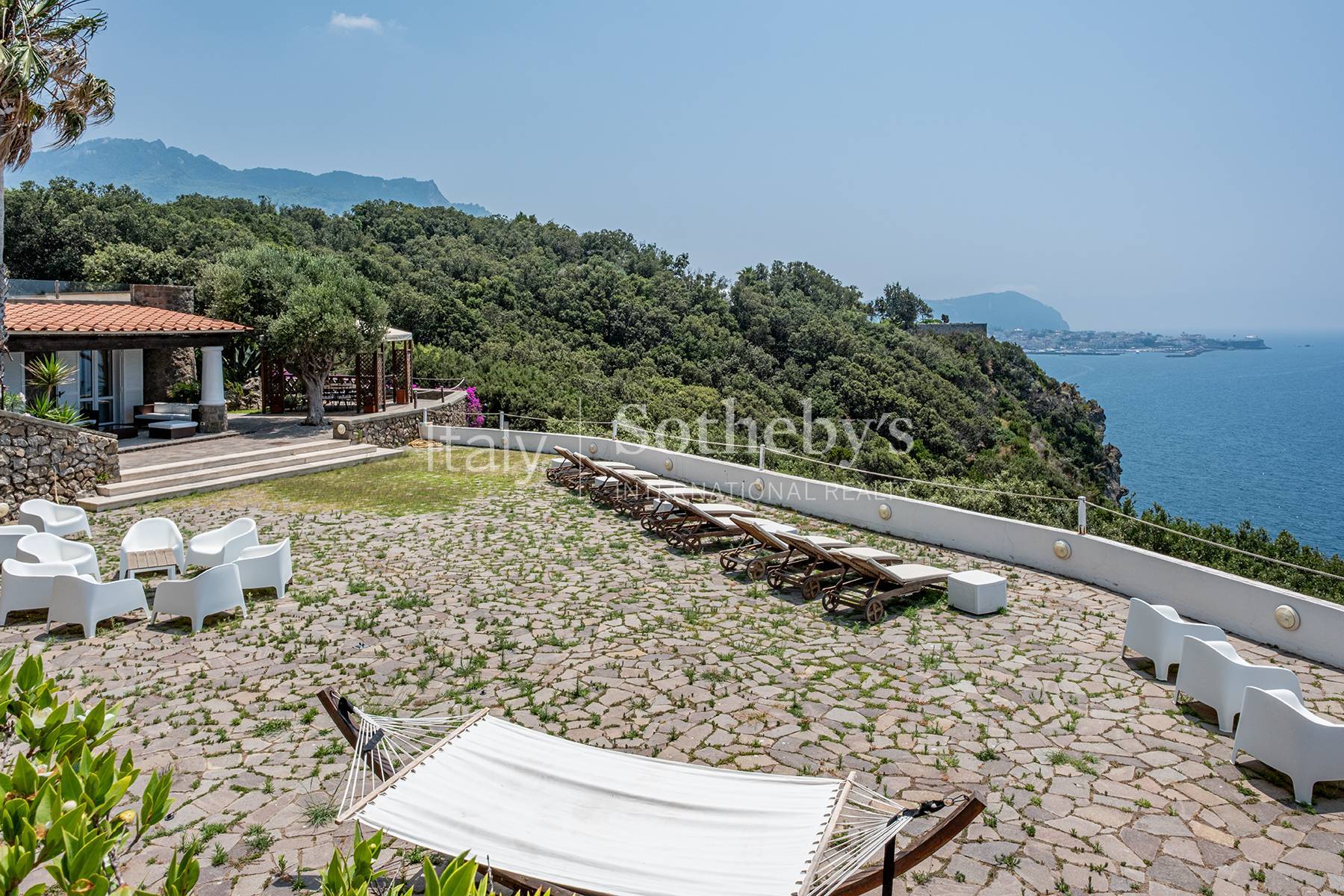  Charming seafront villa in Punta Caruso - 物件實景