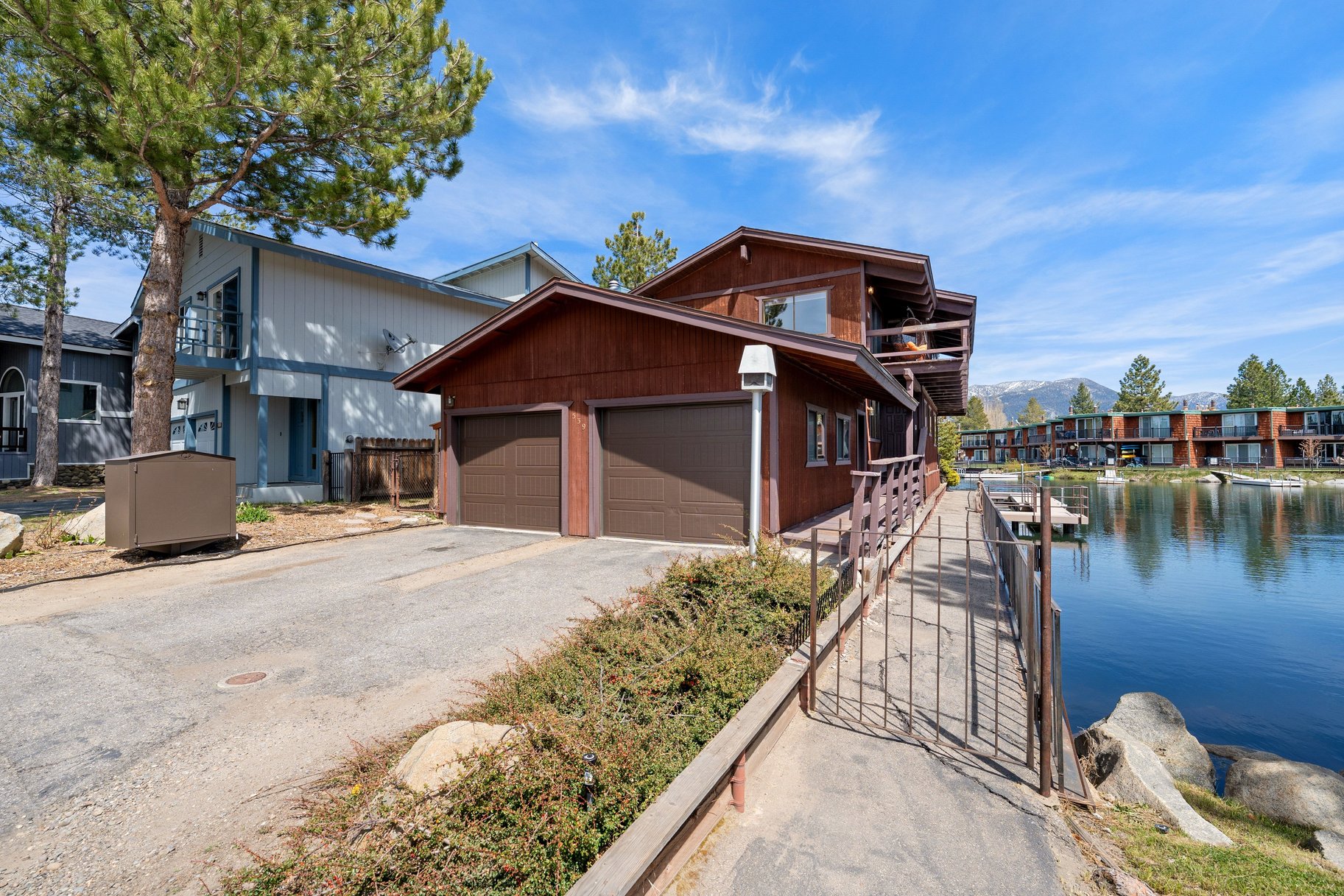  Tahoe Keys Charmer with Stunning Views - 物件實景