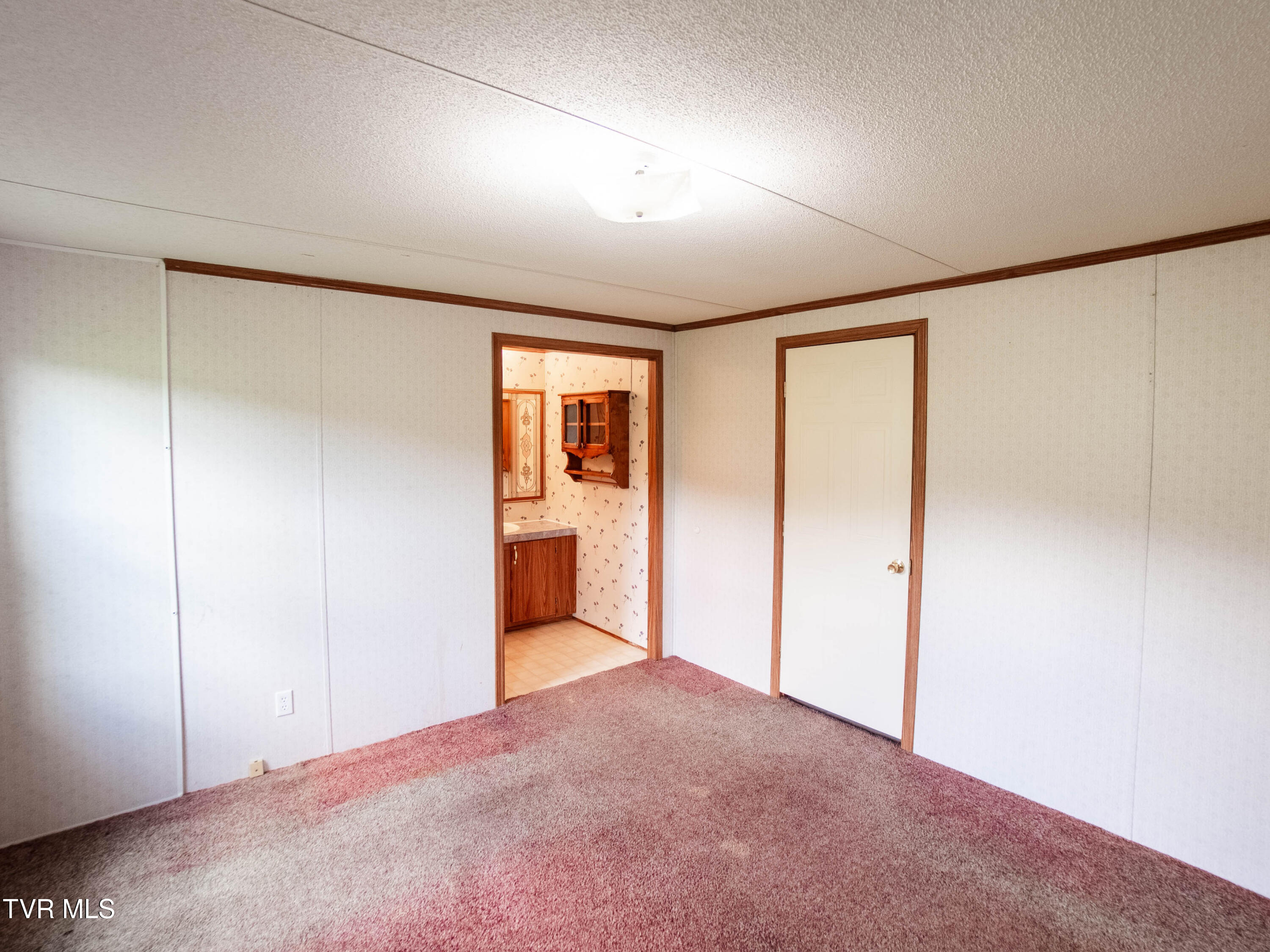 Surgoinsville, Tennessee, 37873, United States, 3 Bedrooms Bedrooms, ,3 BathroomsBathrooms,Residential,For Sale,1937059
