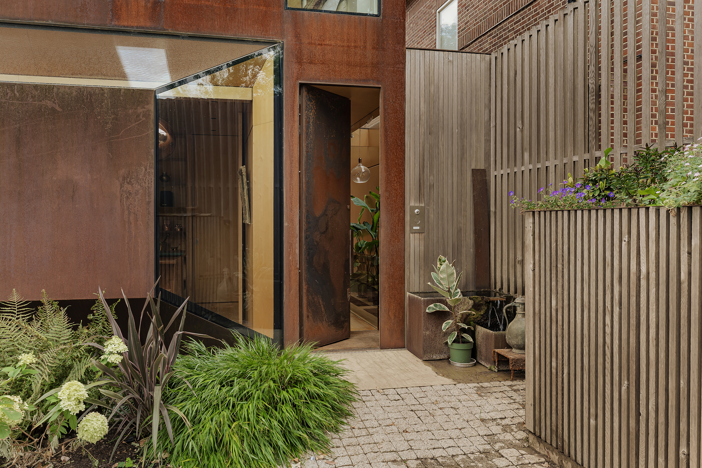  A Striking Putney House by Award-Winning Architectural Practice, Eldridge London - 物件實景