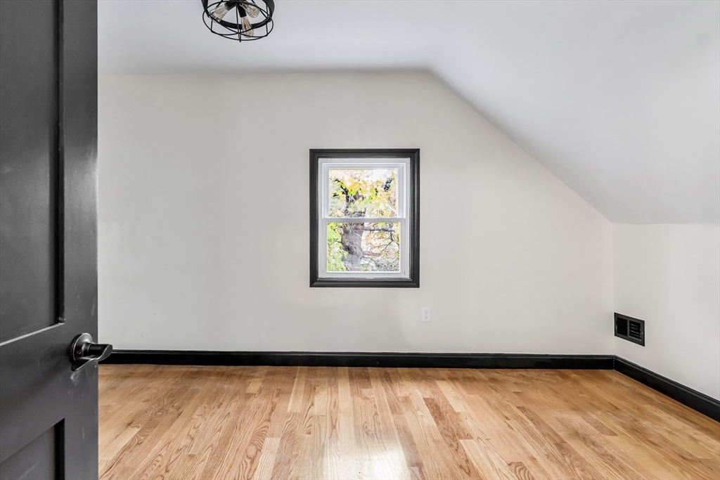 Billerica, Massachusetts, 01821, United States, 4 Bedrooms Bedrooms, ,3 BathroomsBathrooms,Residential,For Sale,1980011