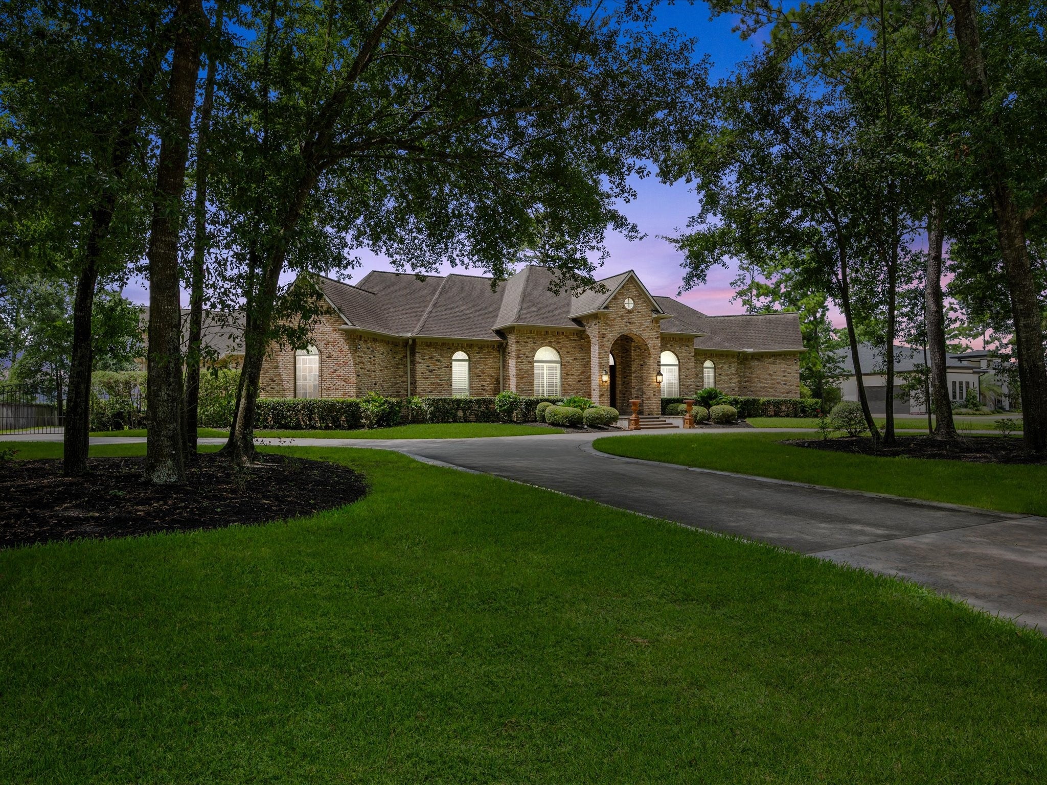 Waterford Estates Ct, Tomball, TX 77377