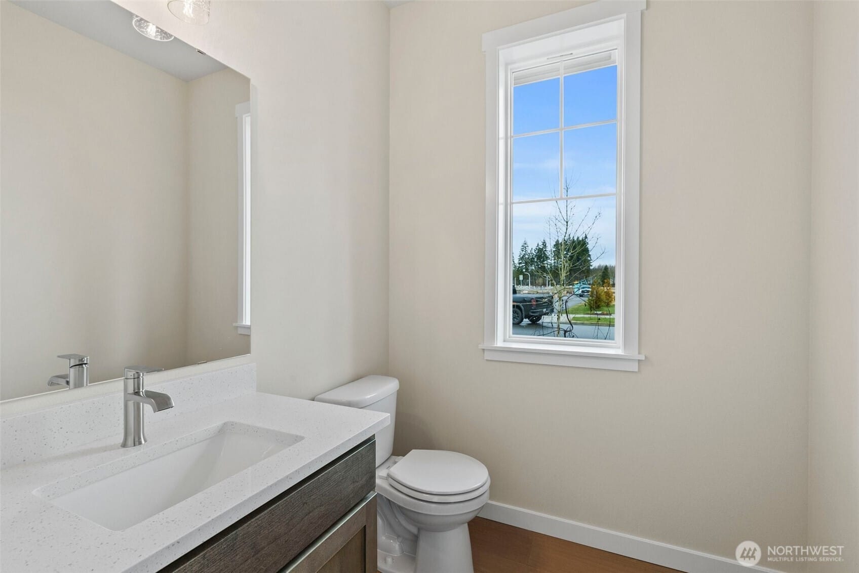 Tumwater, Washington, 98512, United States, 4 Bedrooms Bedrooms, ,3 BathroomsBathrooms,Residential,For Sale,1941902