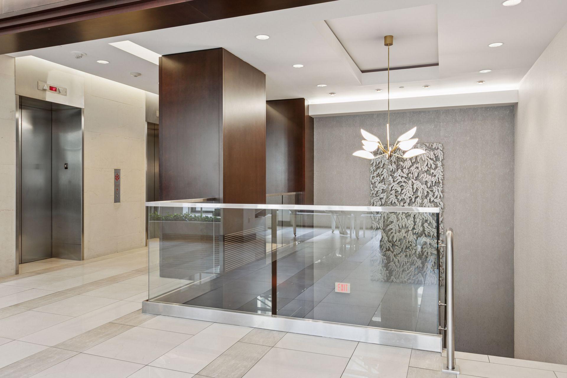 Minneapolis, Minnesota, 55403, United States, 2 Bedrooms Bedrooms, ,1 BathroomBathrooms,Residential,For Sale,1919843