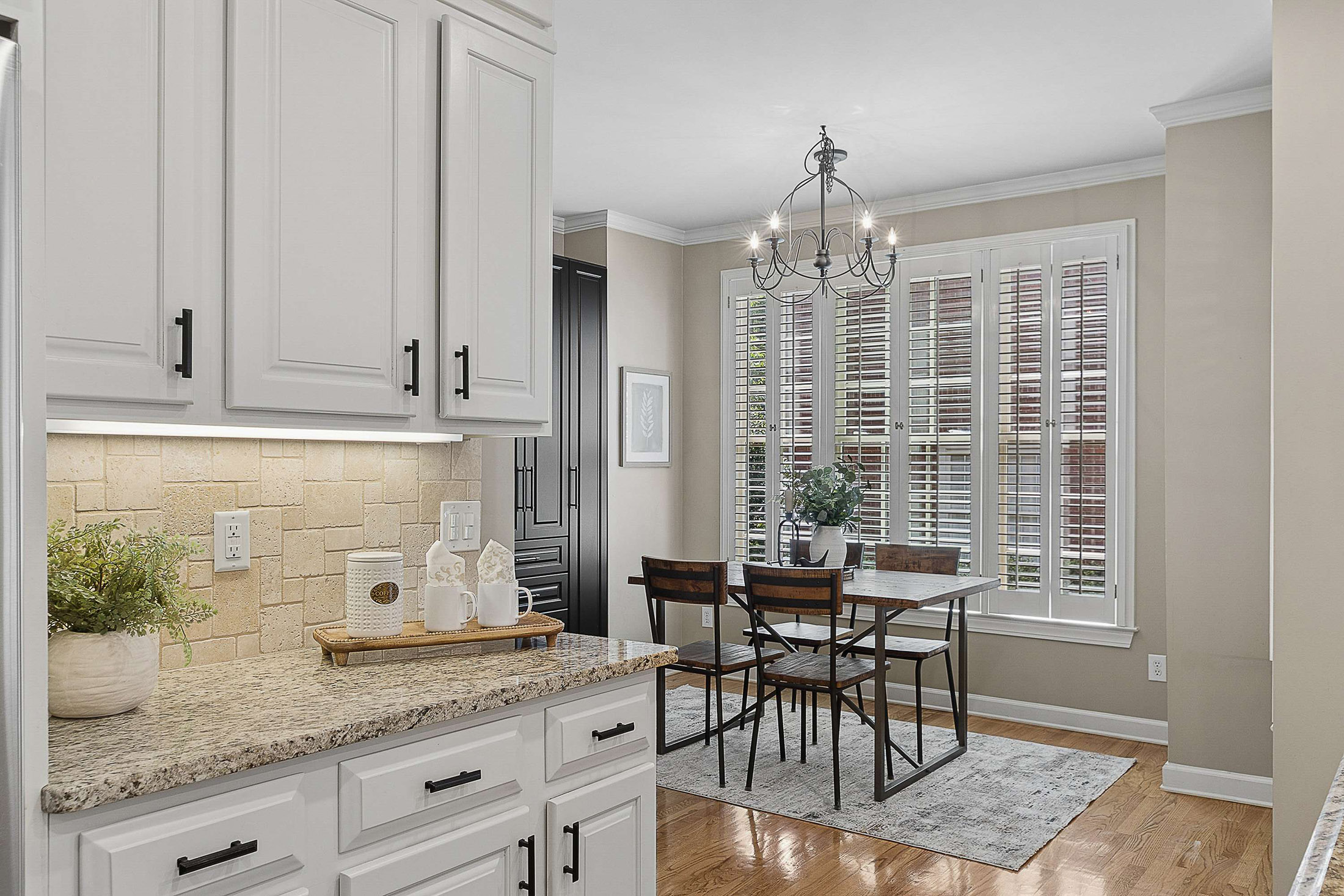  Beautiful Brick Townhome in Downtown Roswell - 物件實景