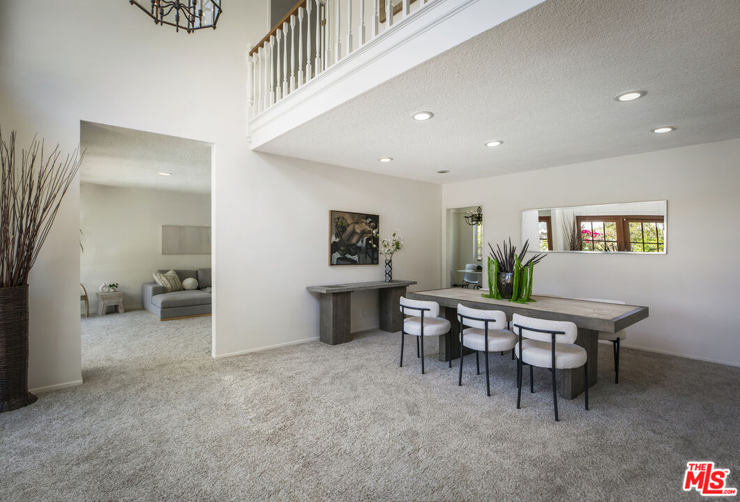 Los Angeles, California, 90027, United States, 4 Bedrooms Bedrooms, ,4 BathroomsBathrooms,Residential,For Sale,1918176
