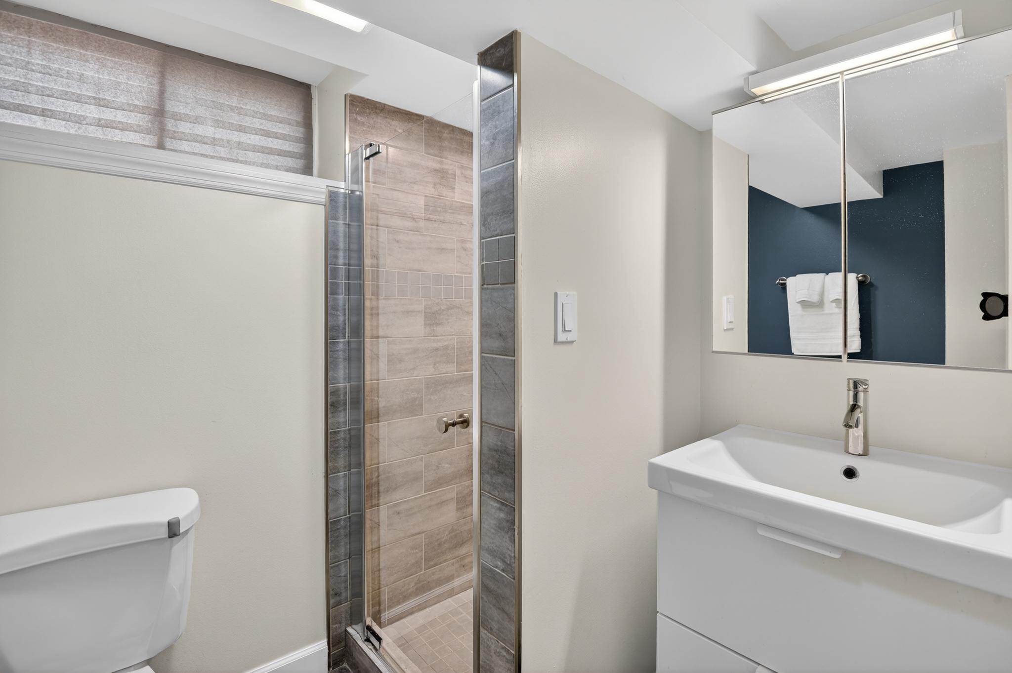  4305 Bradley Lane, Chevy Chase, MD, 20815 - 物件實景