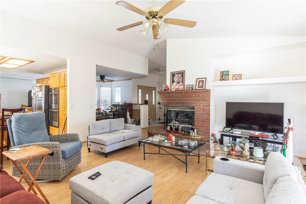 Apple Valley, California, 92308, United States, 4 Bedrooms Bedrooms, ,2 BathroomsBathrooms,Residential,For Sale,1974217