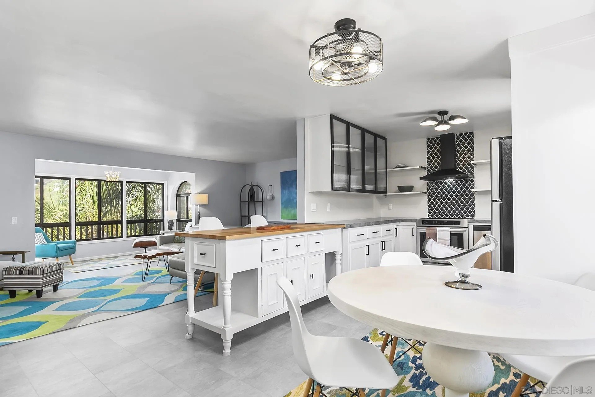 San Diego, California, 92117, United States, 1 Bedroom Bedrooms, ,1 BathroomBathrooms,Residential,For Sale,1987946