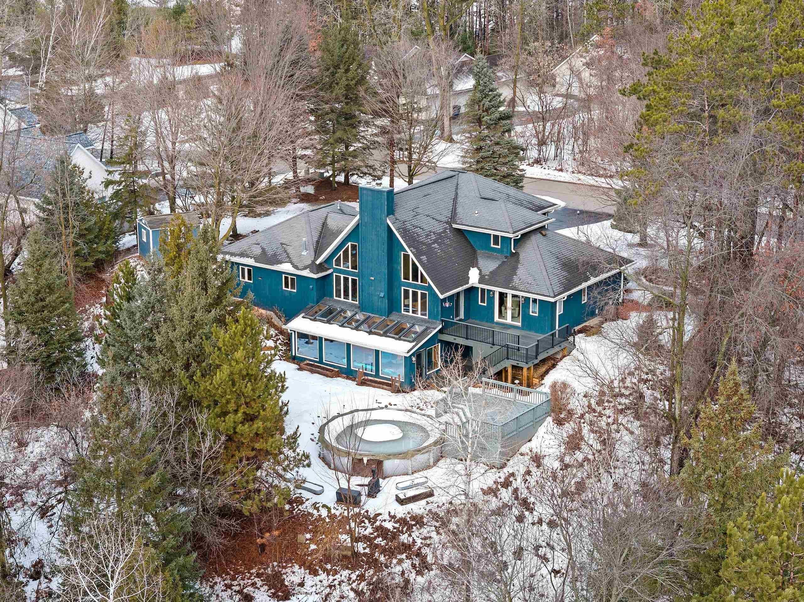 GREEN BAY, Wisconsin, 54313-8600, United States, 3 Bedrooms Bedrooms, ,4 BathroomsBathrooms,Residential,For Sale,2009732