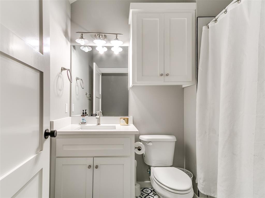 Piedmont, Oklahoma, 73078, United States, 4 Bedrooms Bedrooms, ,6 BathroomsBathrooms,Residential,For Sale,1974155