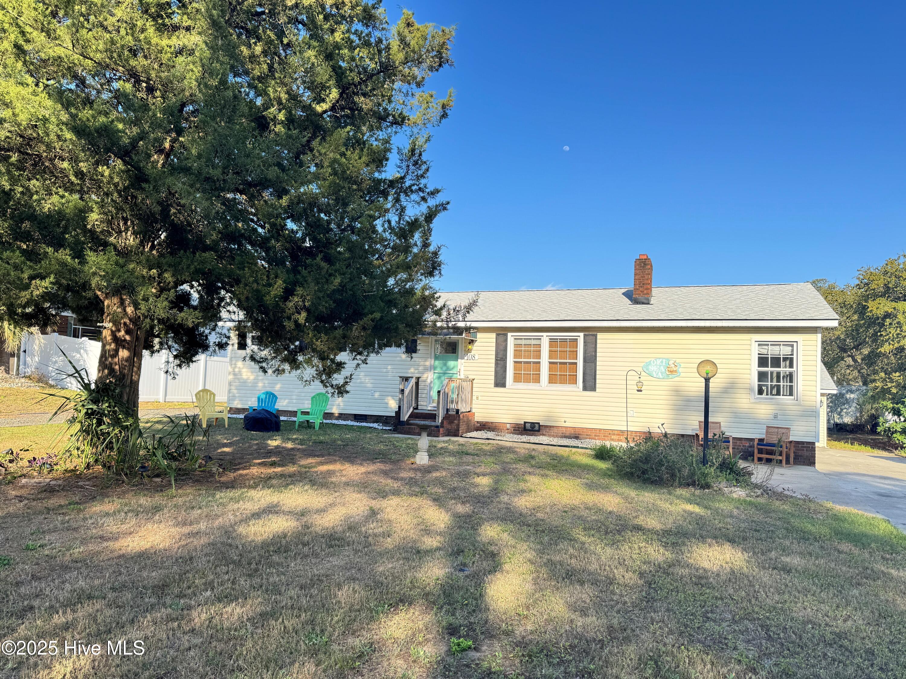 Oak Island, North Carolina, 28465, United States, 3 Bedrooms Bedrooms, ,2 BathroomsBathrooms,Residential,For Sale,1885447