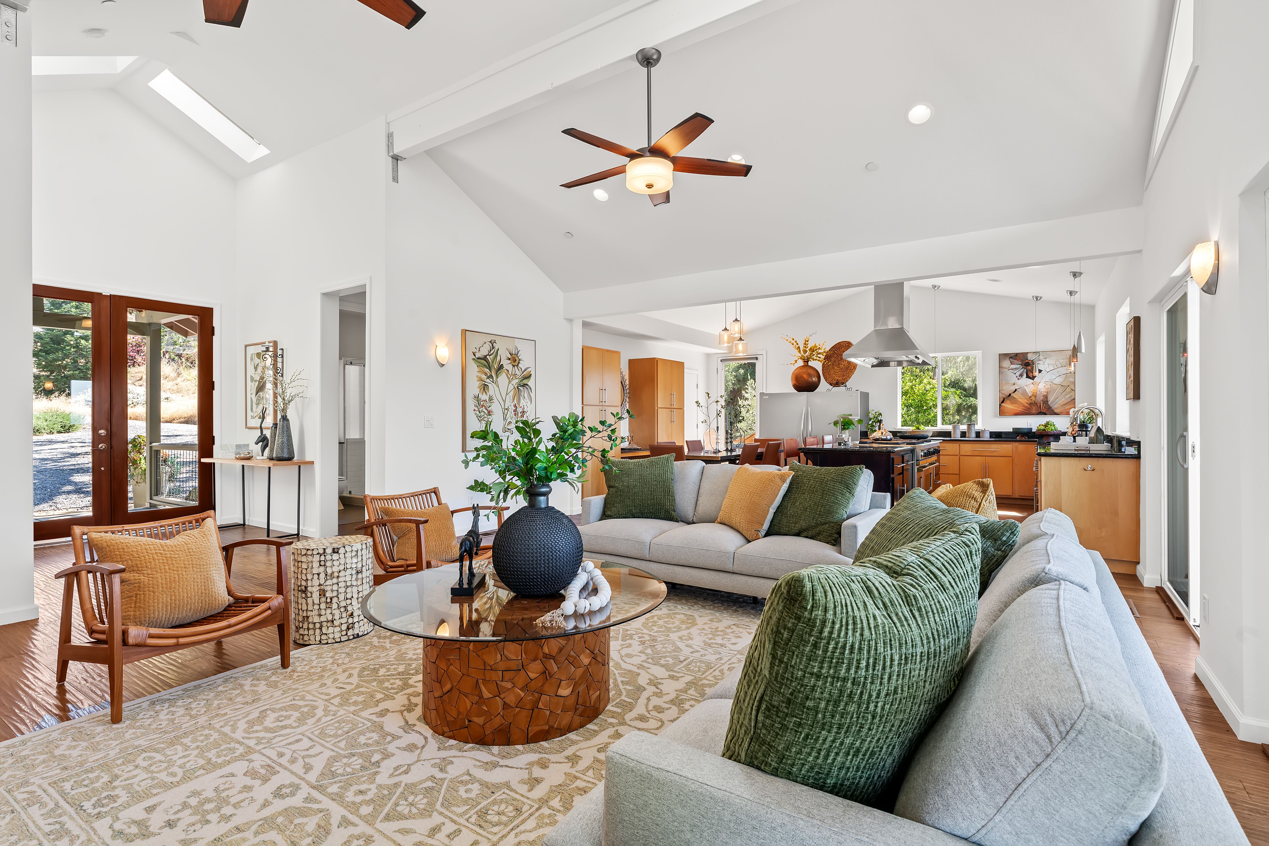  Exceptional Estate Perched On Over 11± Private Acres - 物件實景