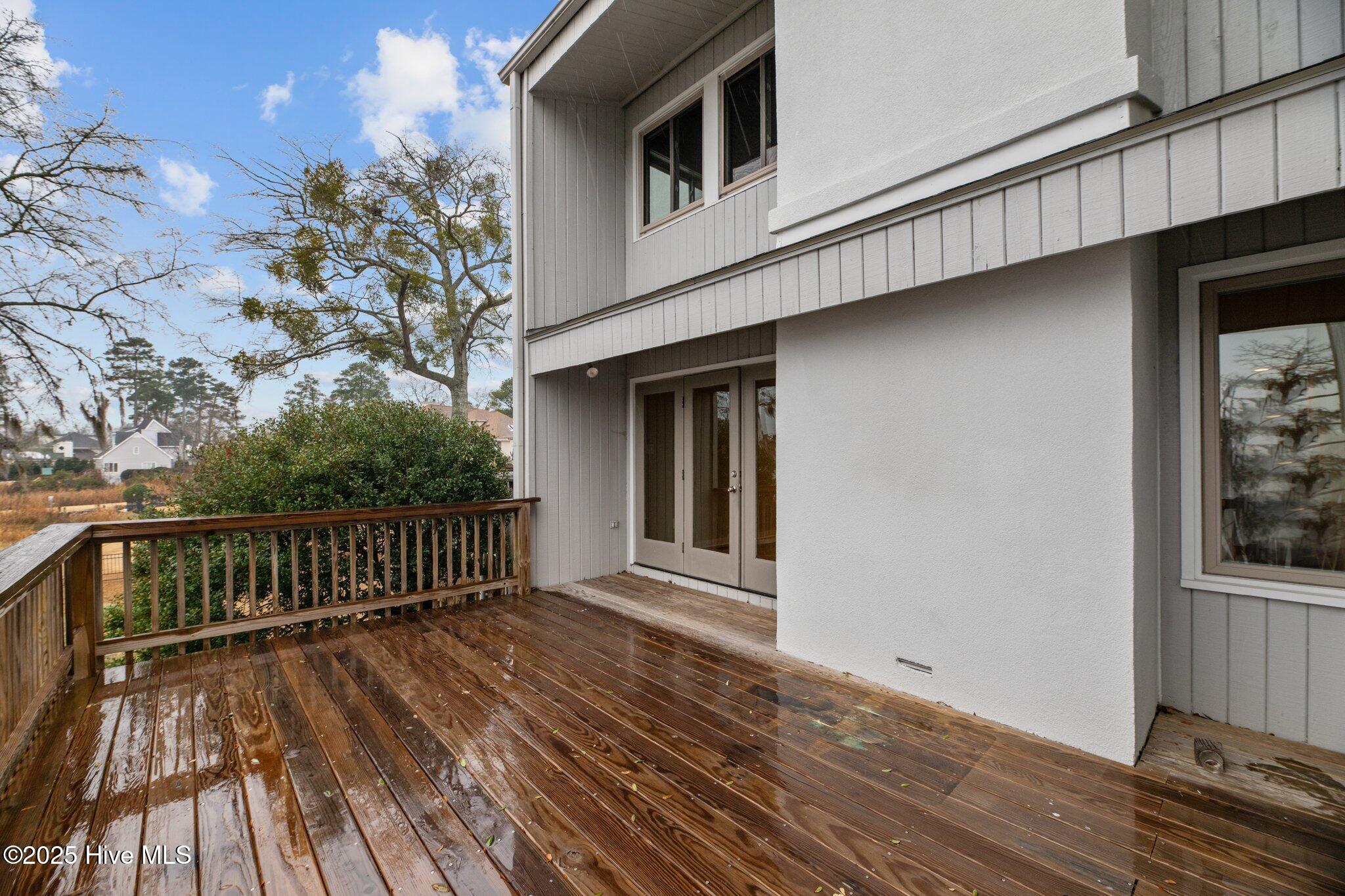 New Bern, North Carolina, 28562, United States, 2 Bedrooms Bedrooms, ,3 BathroomsBathrooms,Residential,For Sale,1695183