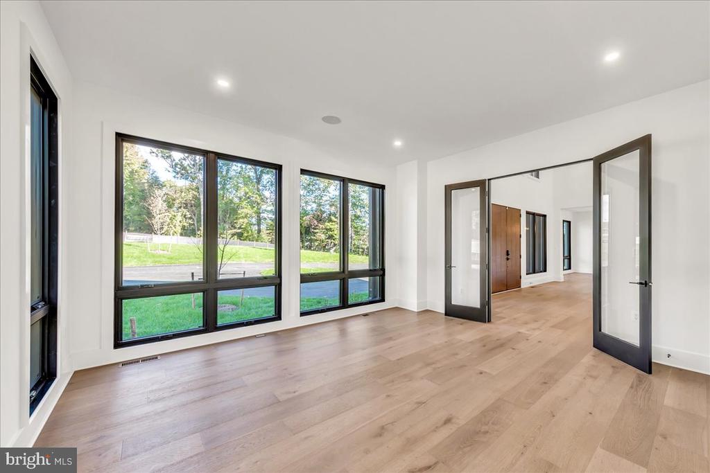 Oak Hill, Virginia, 20171, United States, 4 Bedrooms Bedrooms, ,6 BathroomsBathrooms,Residential,For Sale,1975250