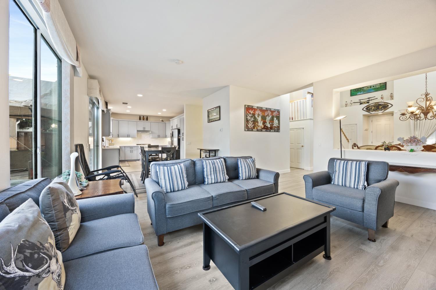 San Jose, California, 95132, United States, 5 Bedrooms Bedrooms, ,3 BathroomsBathrooms,Residential,For Sale,2048676