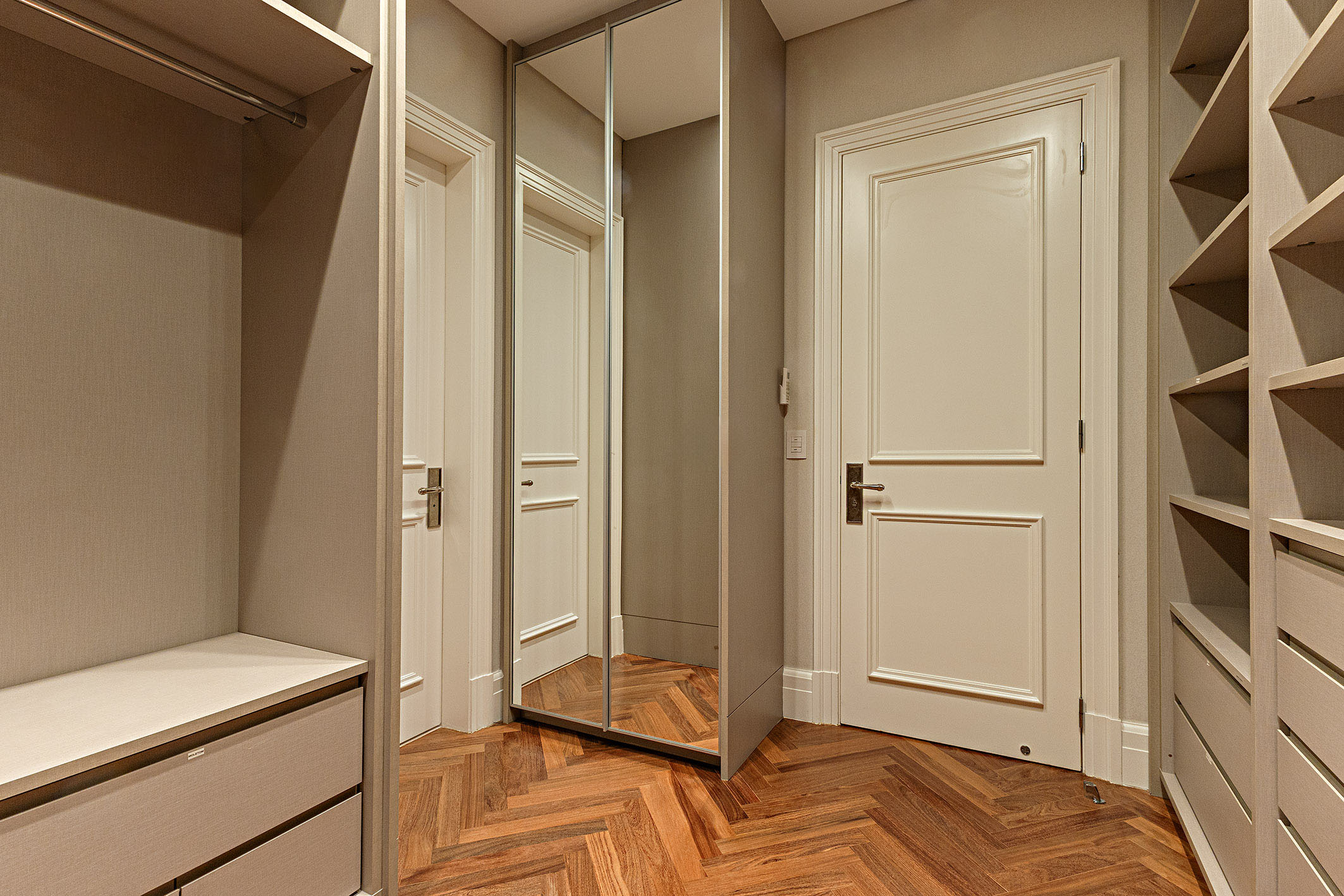  High-floor residence with four suites at Seridó condominium - 物件實景