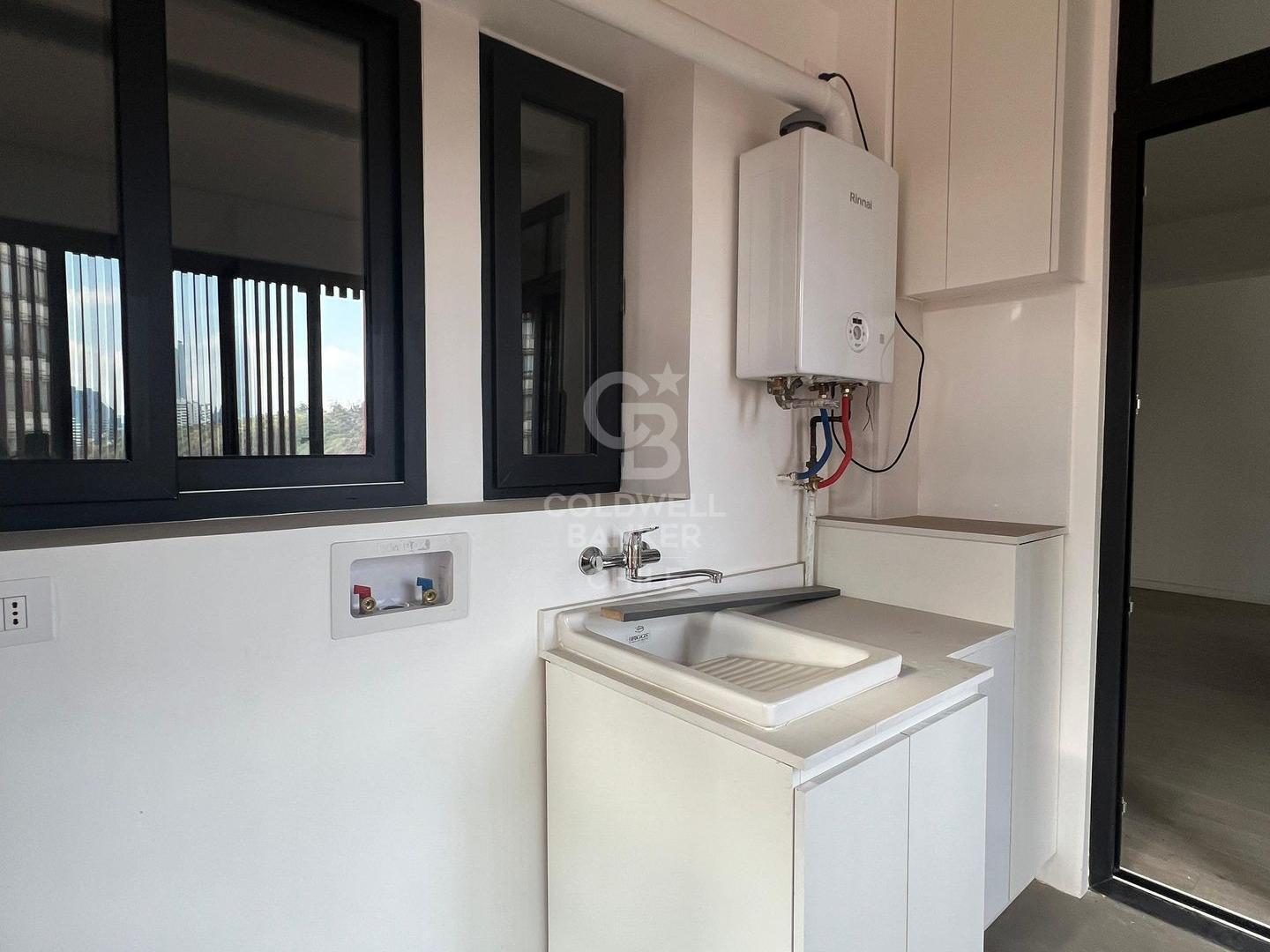 Vitacura, Chile, 4 Bedrooms Bedrooms, ,3 BathroomsBathrooms,Residential,For Sale,1972494