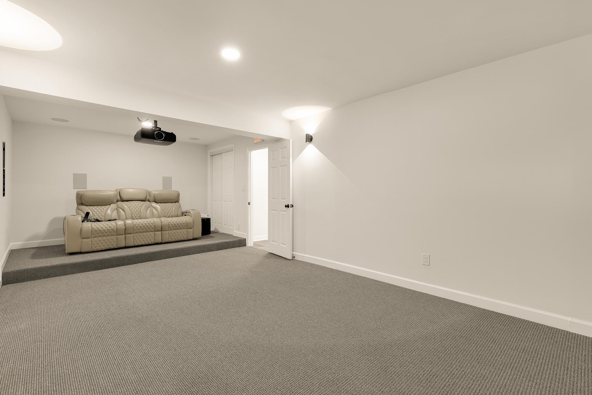  1505 Spring Vale Avenue, Mclean, VA, 22101 - 物件實景