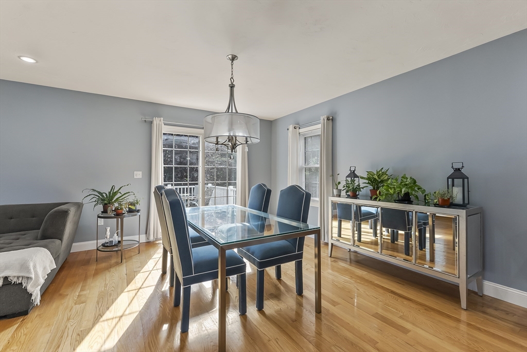 Duxbury, Massachusetts, 02332, United States, 3 Bedrooms Bedrooms, ,3 BathroomsBathrooms,Residential,For Sale,1940919