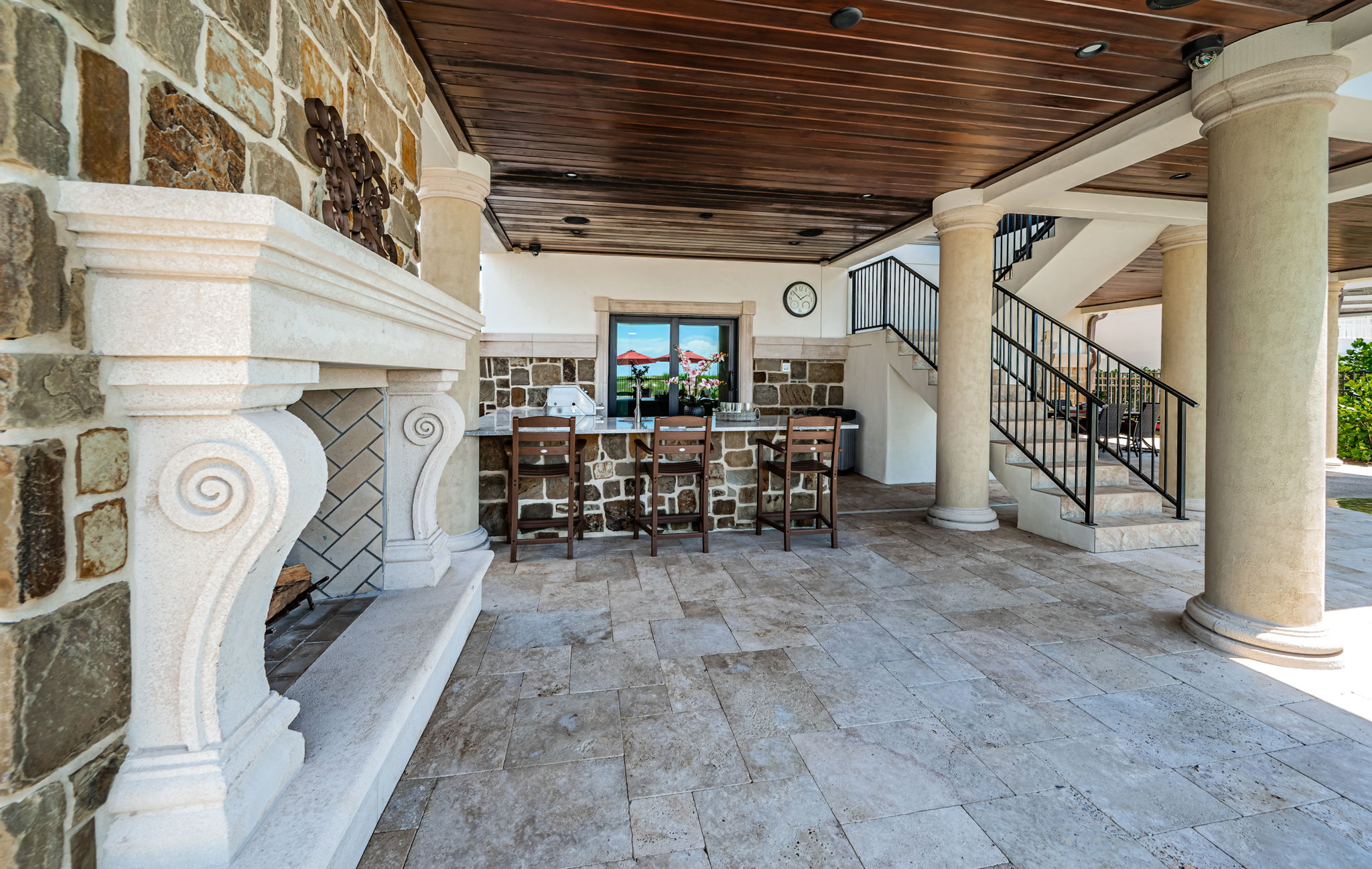 Redington Shores, Florida, 33708, United States, 5 Bedrooms Bedrooms, ,6 BathroomsBathrooms,Residential,For Sale,1921894
