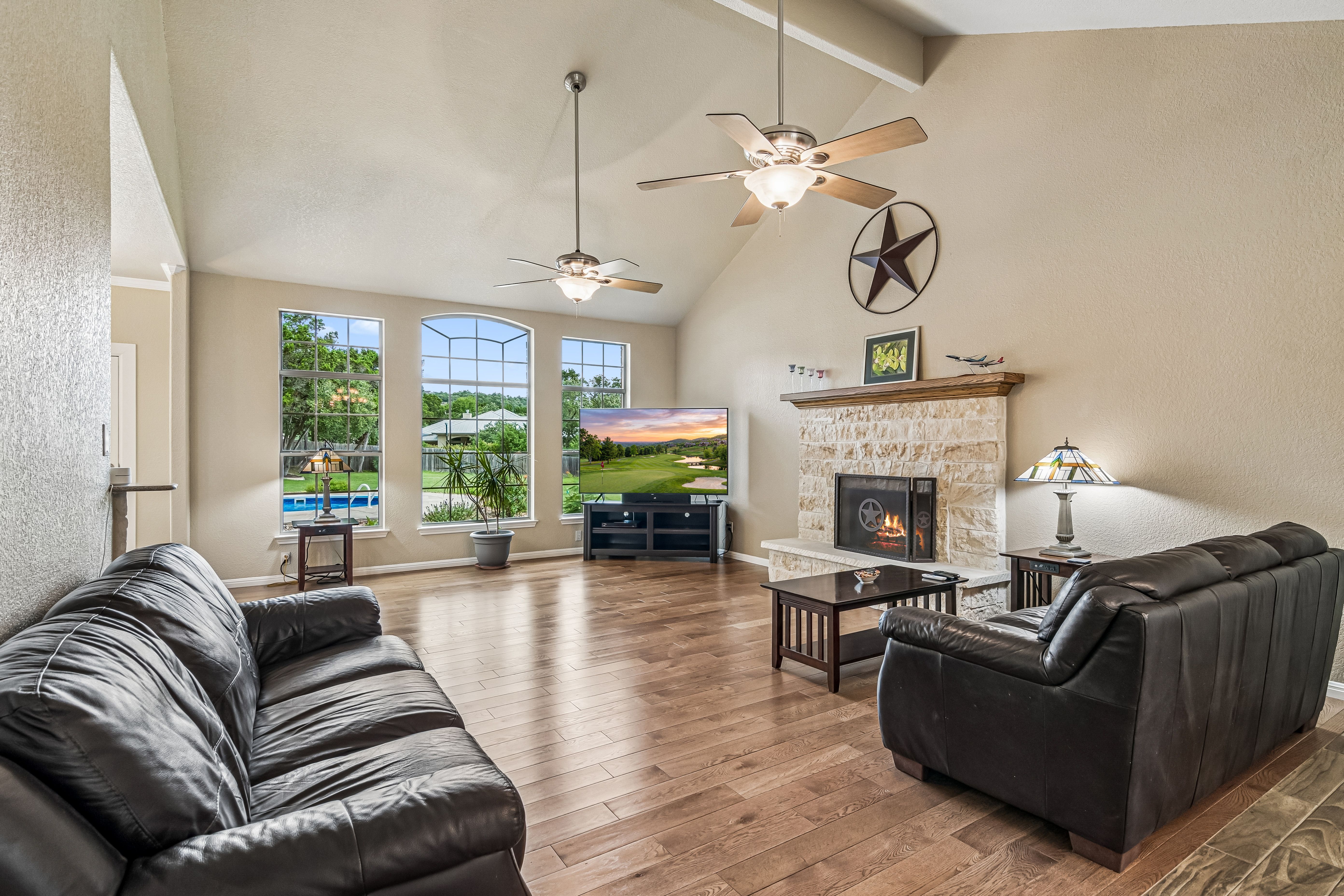  Pool, Pavilion & Peaceful Hill Country Living - 物件實景