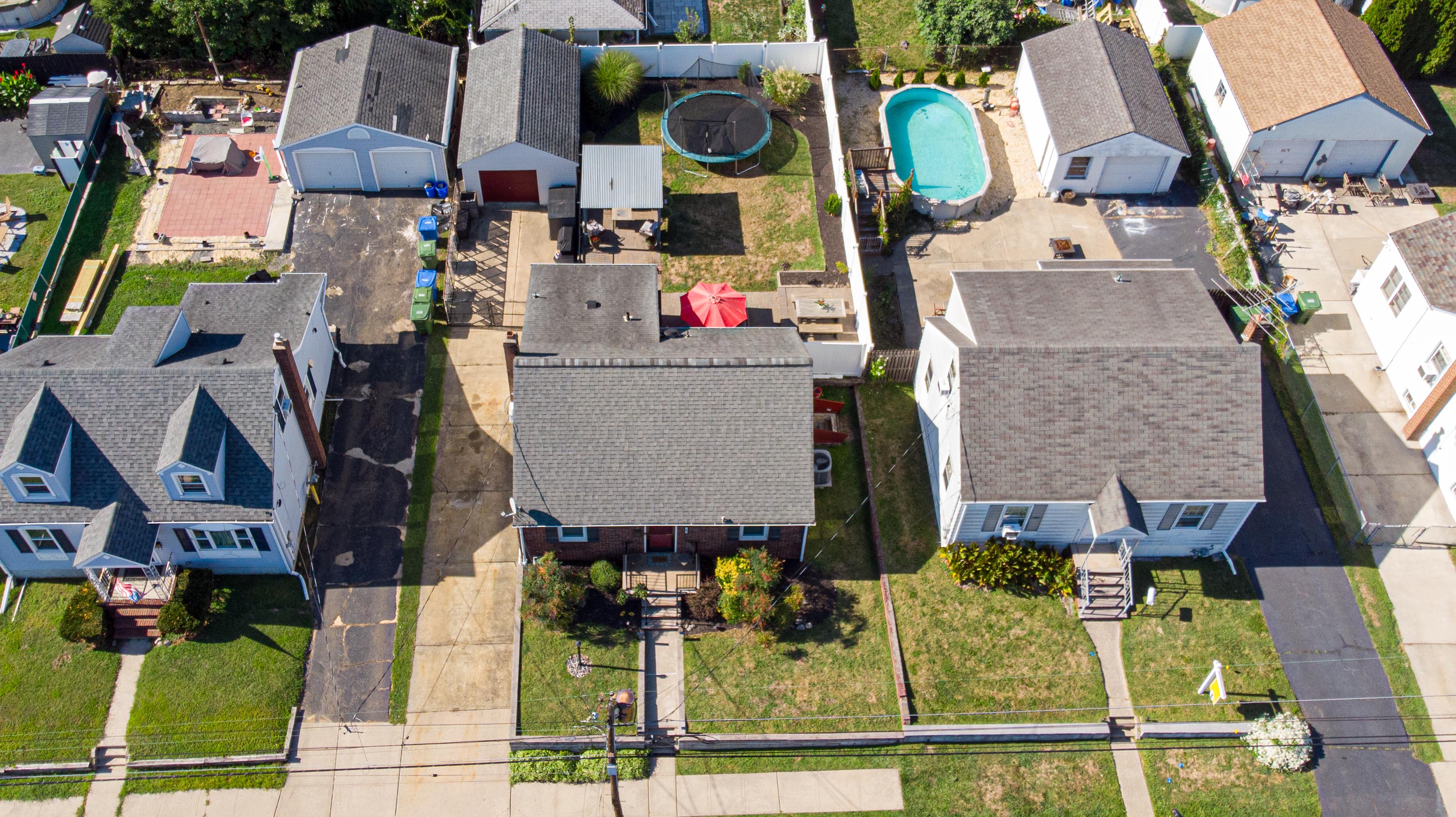 Sayreville, New Jersey, 08879, United States, 4 Bedrooms Bedrooms, ,2 BathroomsBathrooms,Residential,For Sale,1943409