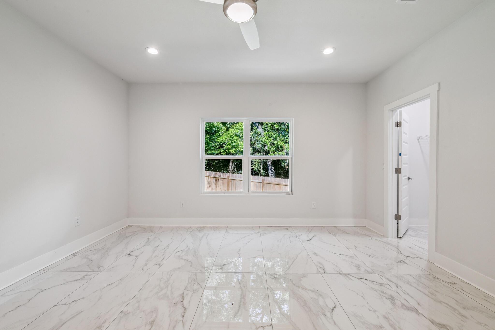 Niceville, Florida, 32578, United States, 5 Bedrooms Bedrooms, ,4 BathroomsBathrooms,Residential,For Sale,1942712