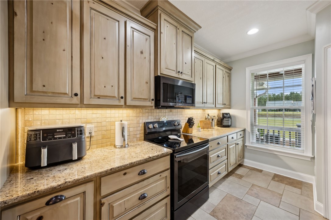 White Oak, Georgia, 31568, United States, 3 Bedrooms Bedrooms, ,2 BathroomsBathrooms,Residential,For Sale,1985107