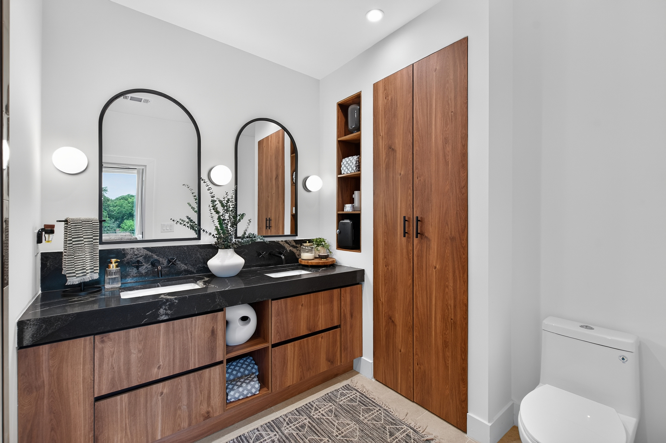  Stunning Luxury Townhome in Premier Boutique Community - 物件實景
