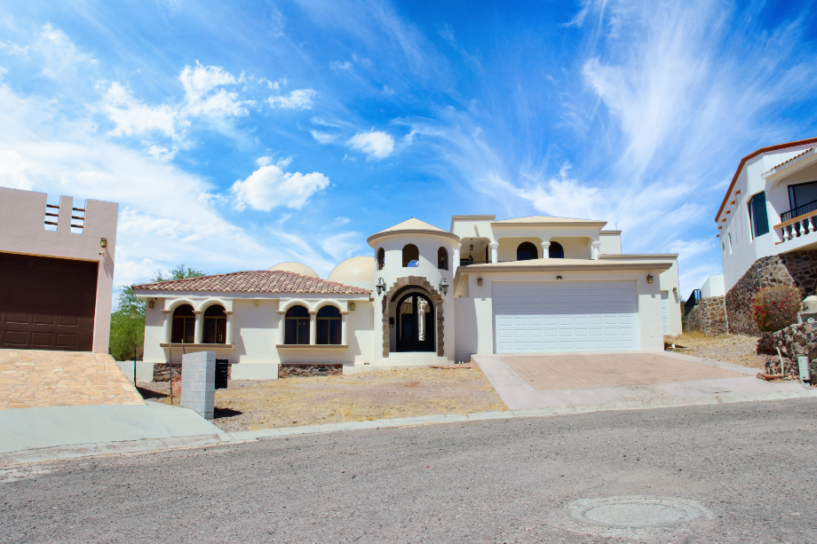 Guaymas, Sonora, 85506, Mexico, 4 Bedrooms Bedrooms, ,3 BathroomsBathrooms,Residential,For Sale,1916977