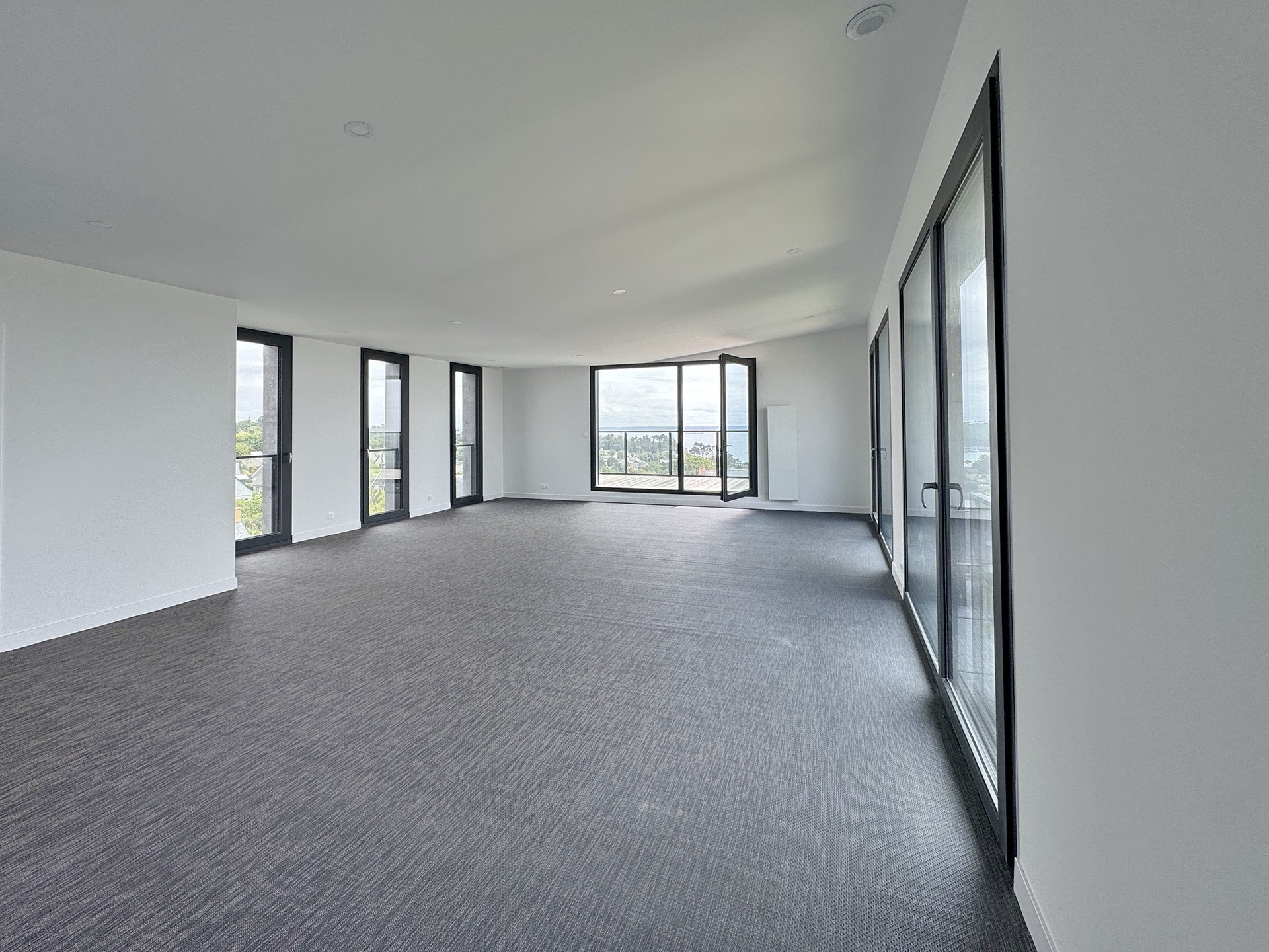  CROZON, STUNNING PENTHOUSE WITH SEA VIEW - 物件實景