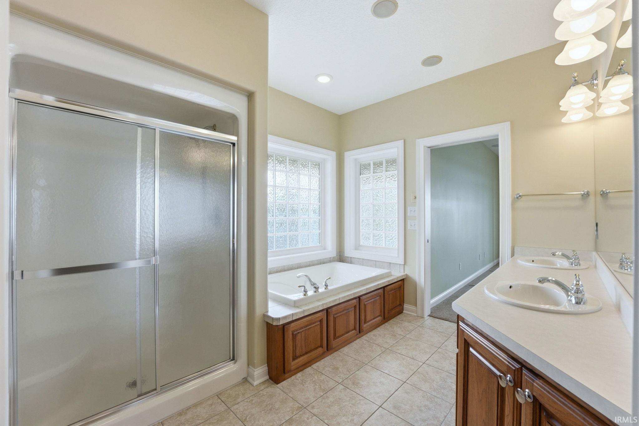 Wolcottville, Indiana, 46795, United States, 3 Bedrooms Bedrooms, ,4 BathroomsBathrooms,Residential,For Sale,2048319