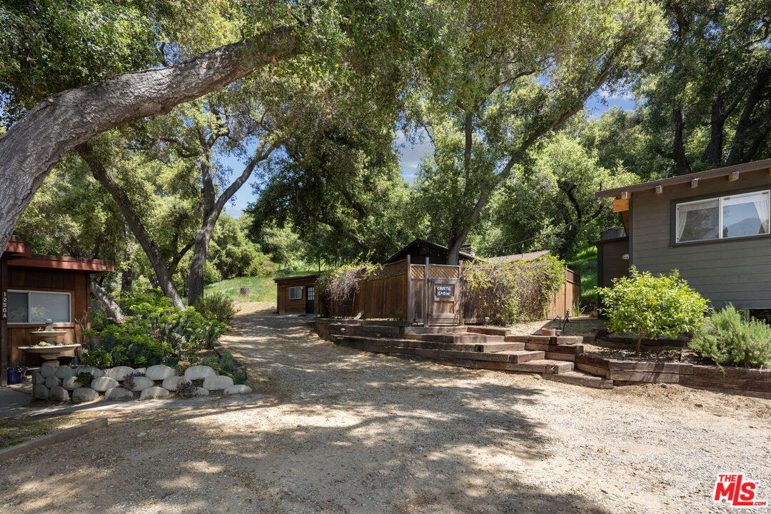 Topanga, California, 90290, United States, 4 Bedrooms Bedrooms, ,3 BathroomsBathrooms,Residential,For Sale,1795536